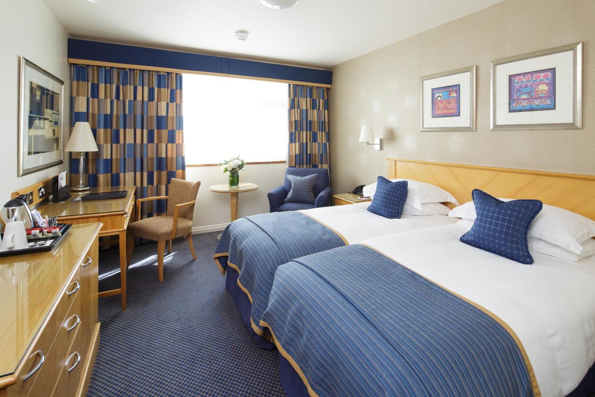 Pomme D'Or Hotel Saint Helier Jersey Rum bild
